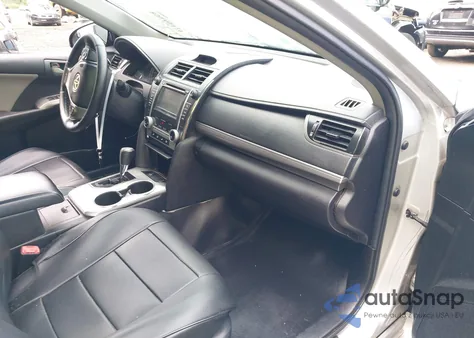 2012 Toyota Camry Se V6 z USA, uszkodzony, nr VIN 4T1BK1FK4CU005924